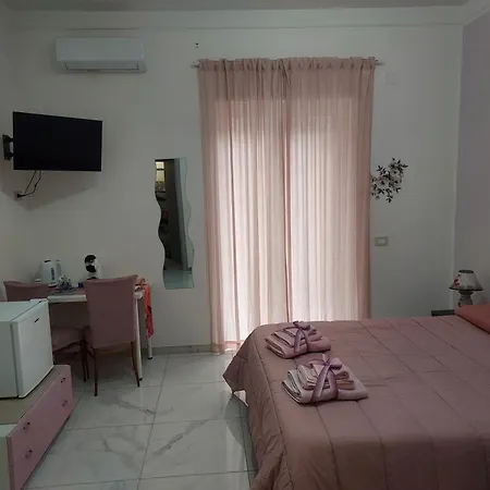 לינה וארוחת בוקר Sul Serio 3*